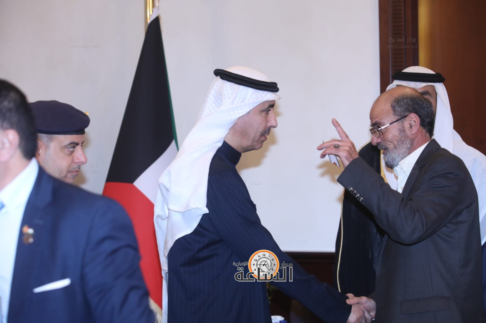 Madar Al-Saa Images 0.9601713411794284