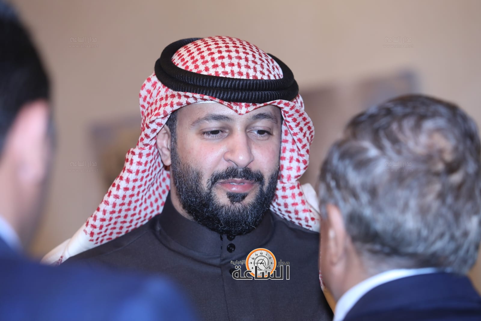 Madar Al-Saa Images 0.34616183955489244