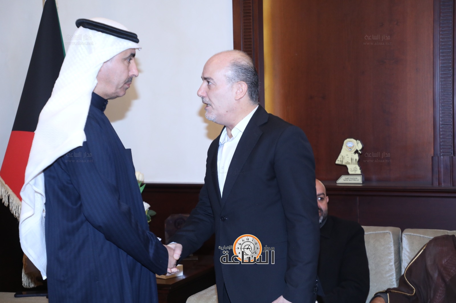 Madar Al-Saa Images 0.5149080749349977