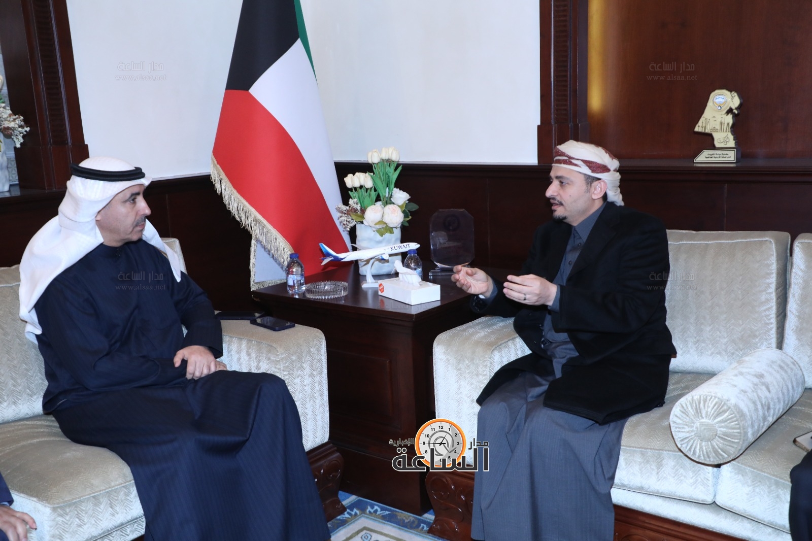 Madar Al-Saa Images 0.9637019345856901