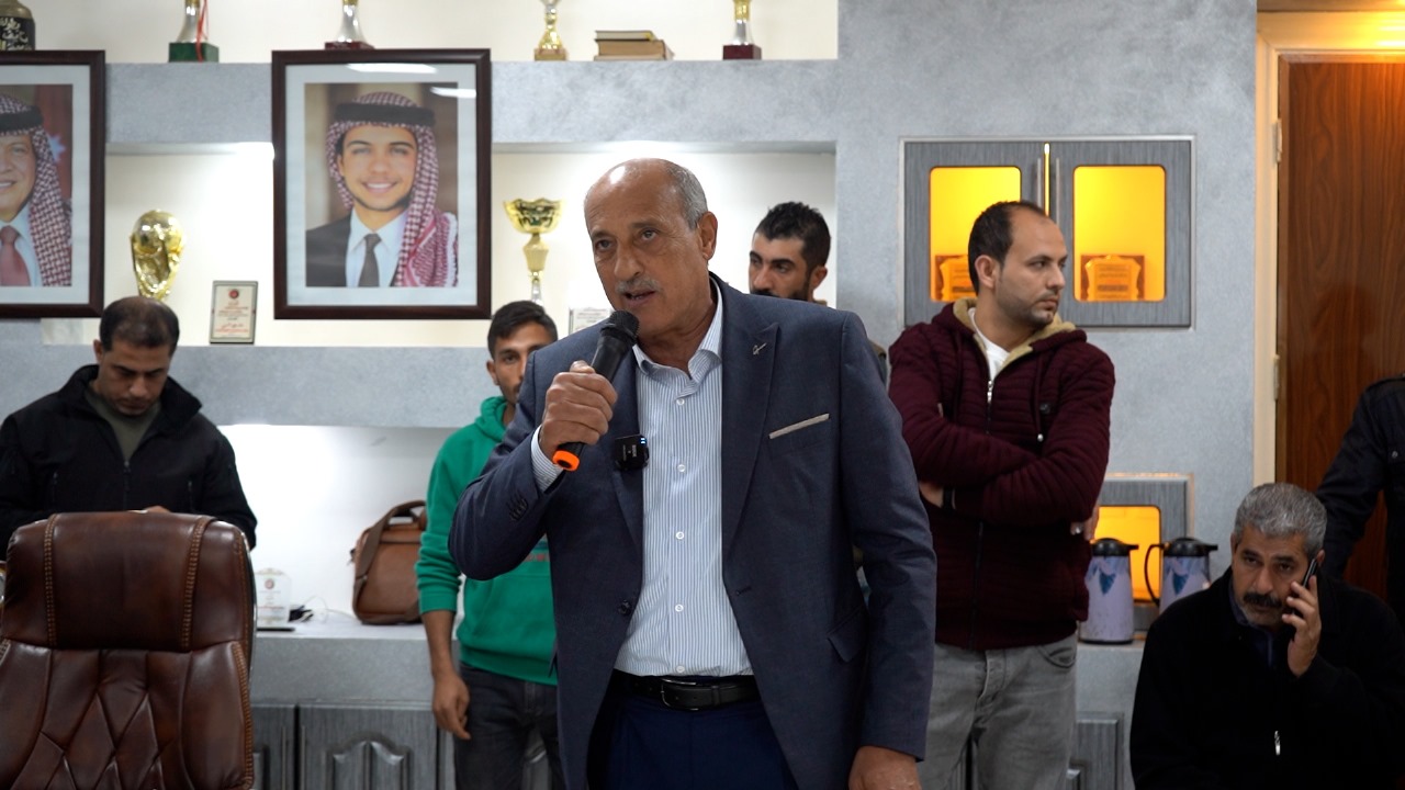 Madar Al-Saa Images 0.45155805198191223