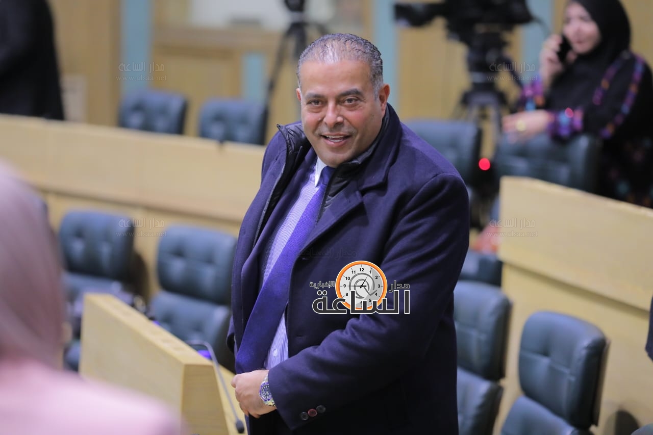 Madar Al-Saa Images 0.01627581563103031