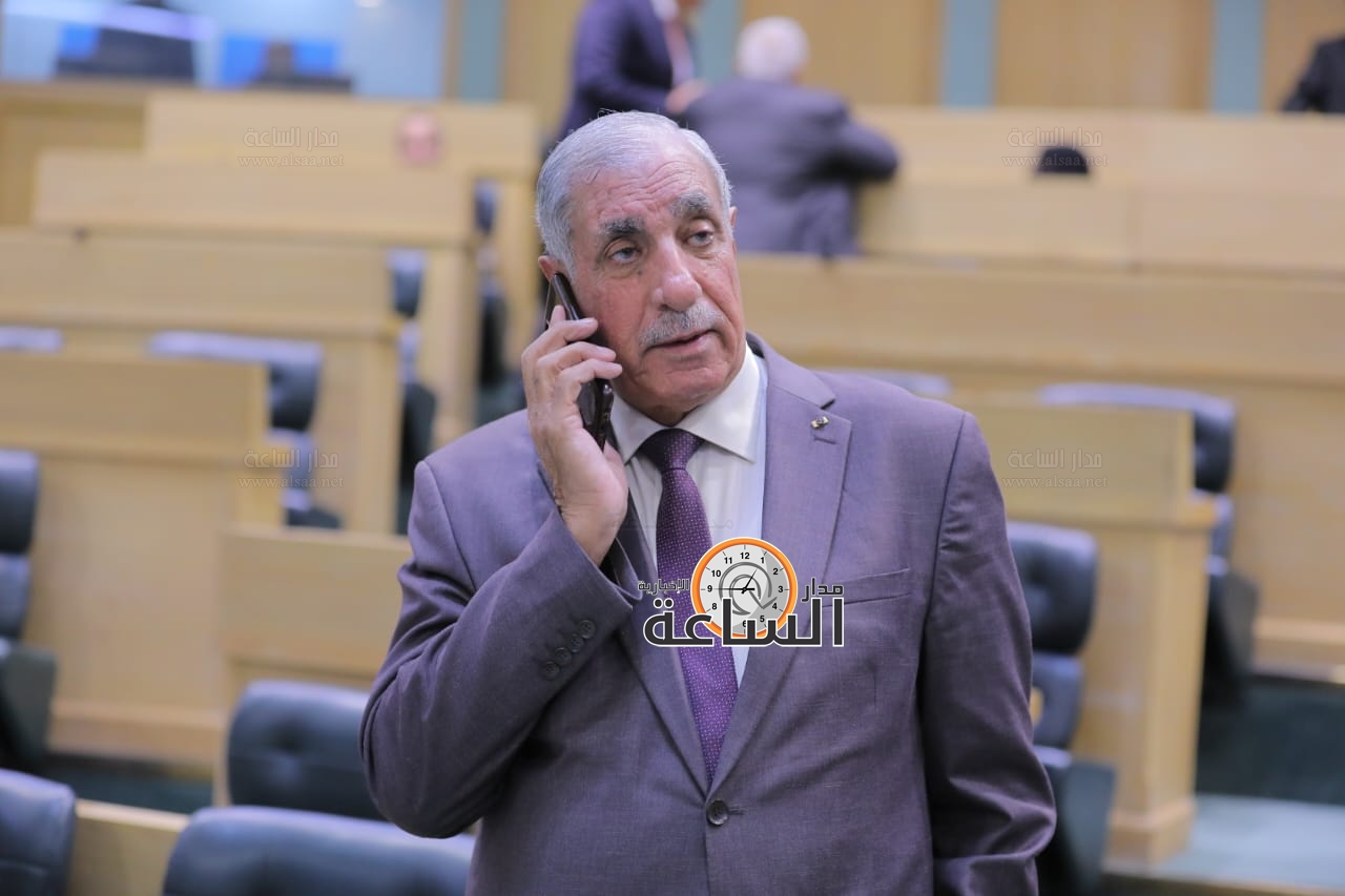 Madar Al-Saa Images 0.6533344288285015