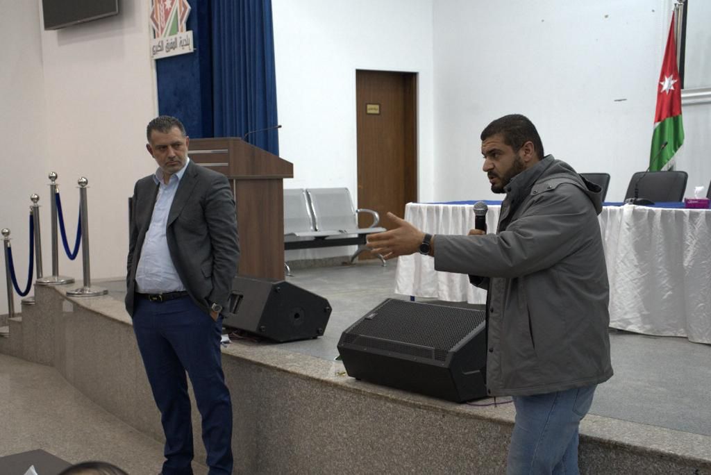 Madar Al-Saa Images 0.36735340529118443