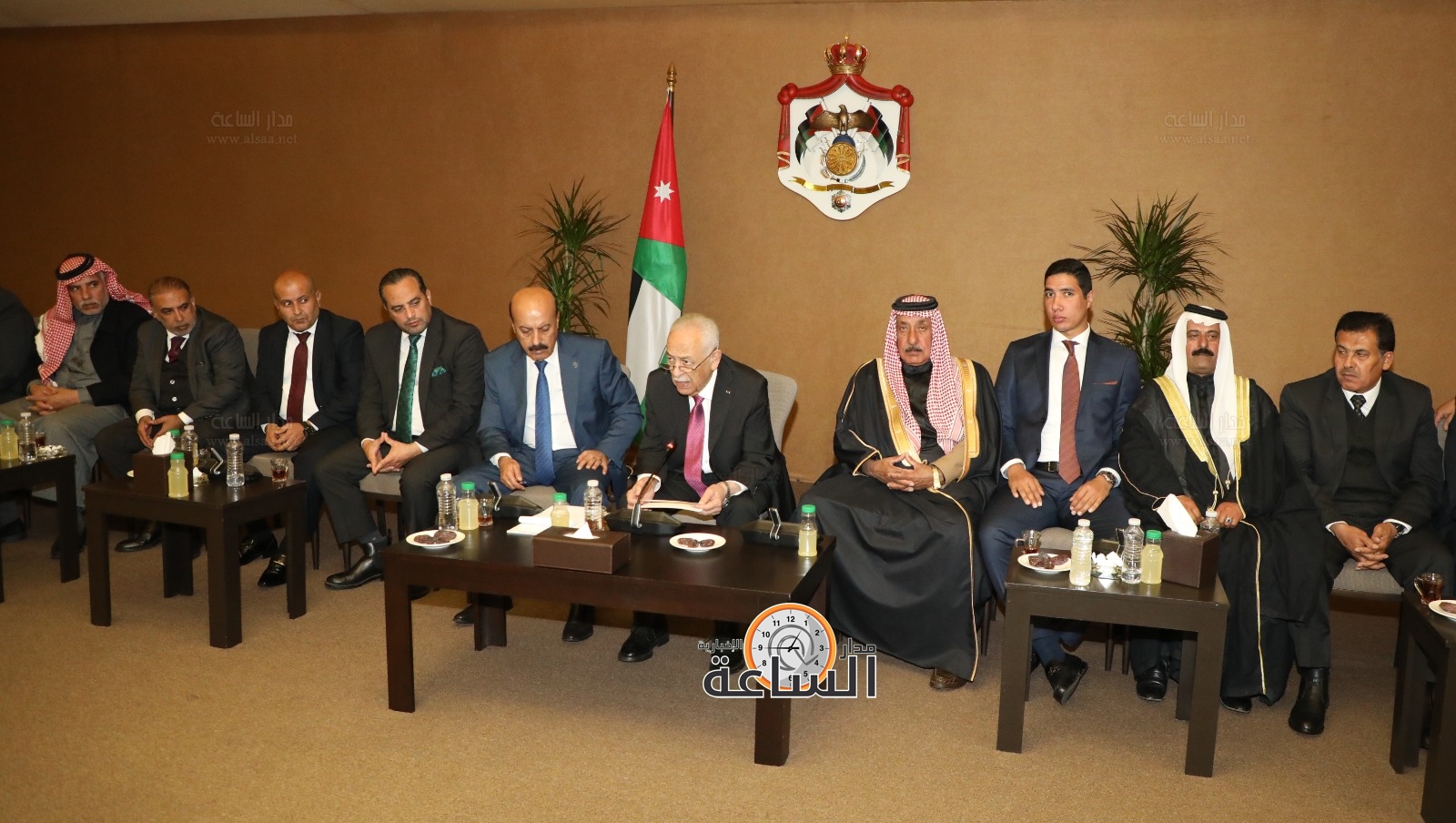 Madar Al-Saa Images 0.7508902477888793