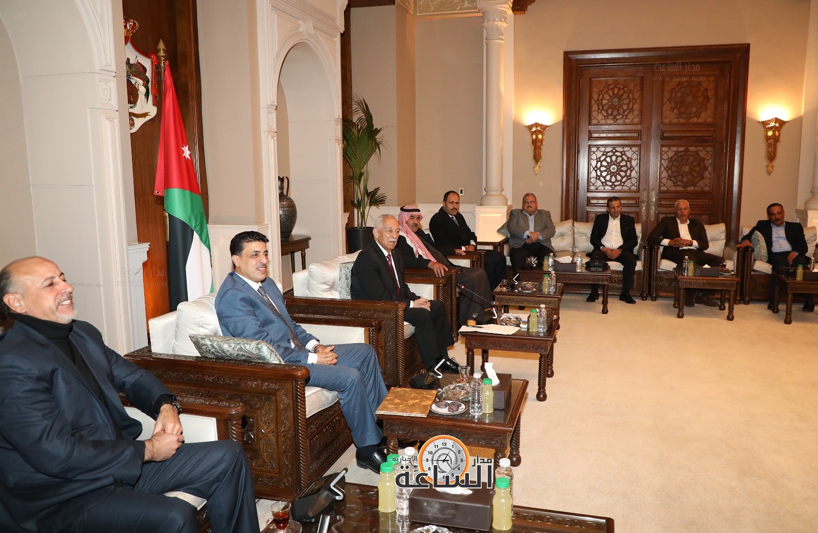 Madar Al-Saa Images 0.25373131185162734