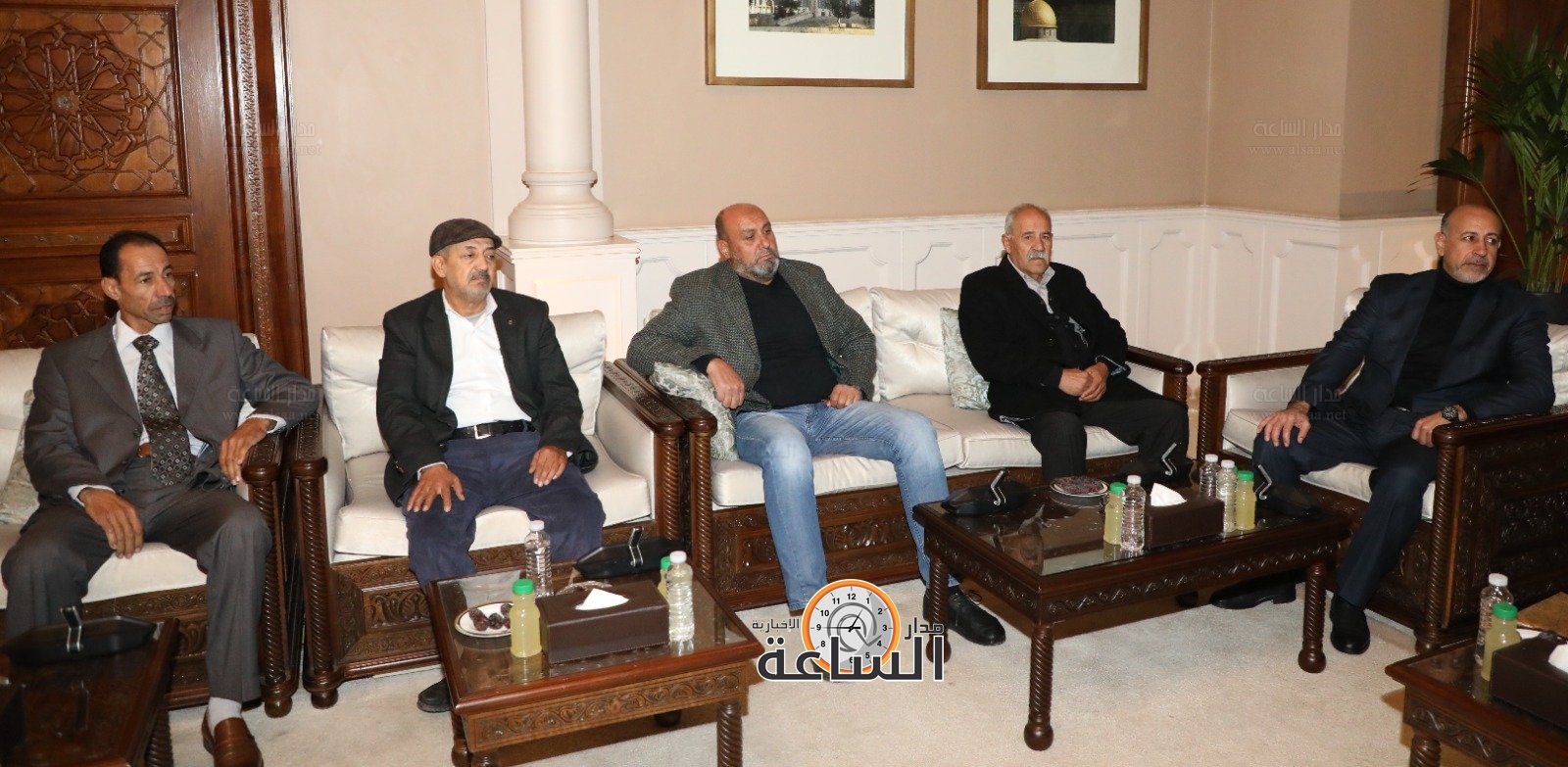 Madar Al-Saa Images 0.23891305538526786