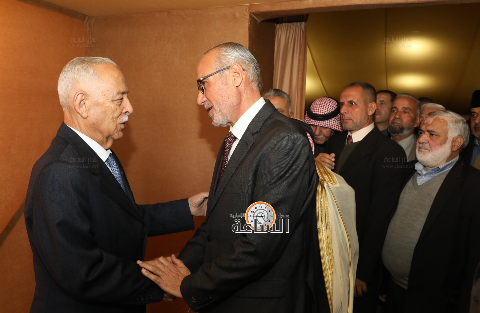 Madar Al-Saa Images 0.47220142535372034