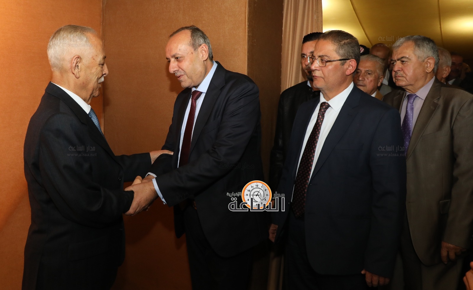 Madar Al-Saa Images 0.3738017268211766