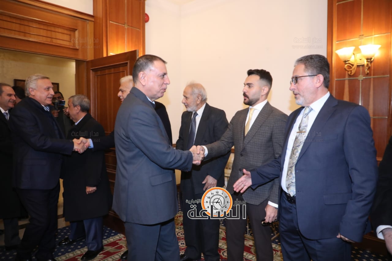 Madar Al-Saa Images 0.8192147561499901