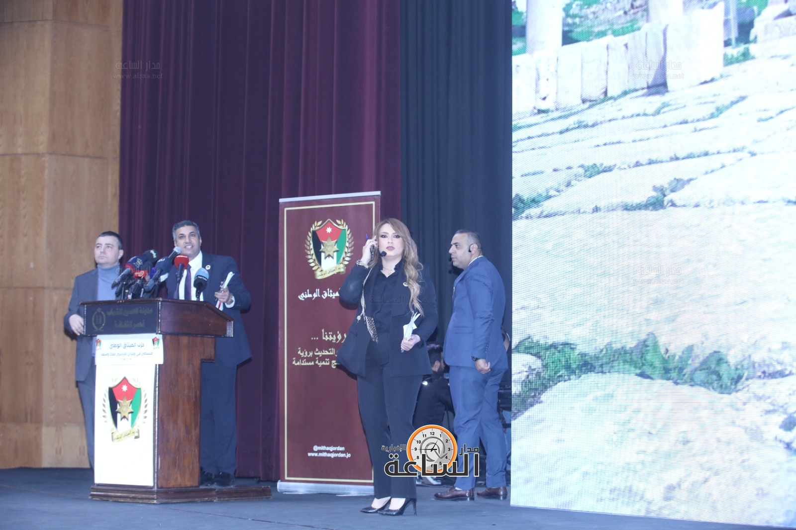 Madar Al-Saa Images 0.05126087894822828