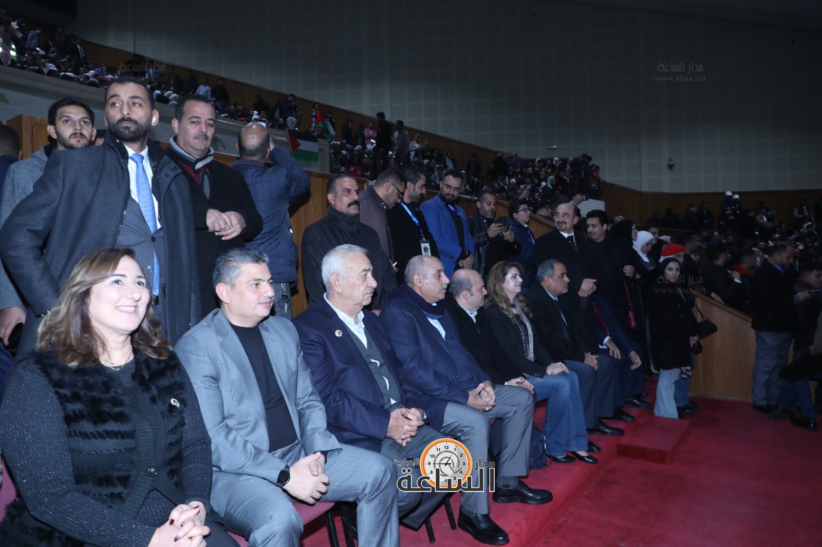 Madar Al-Saa Images 0.3016153722983823