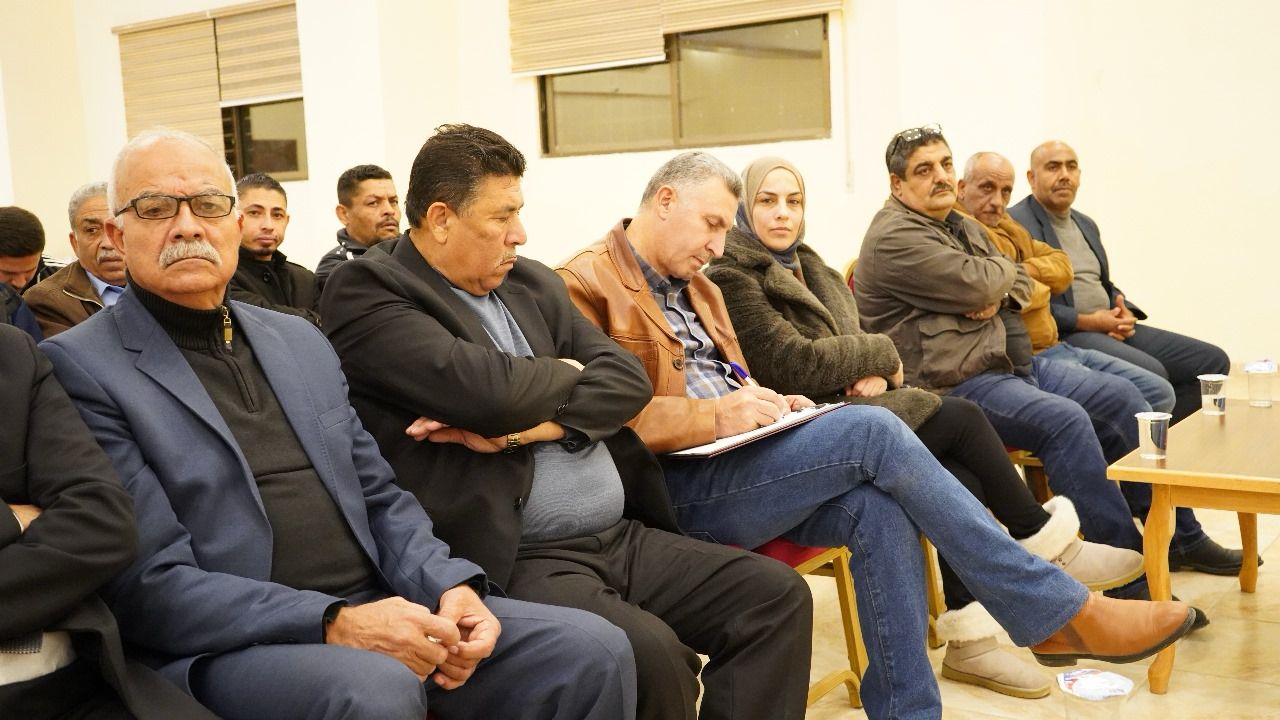 Madar Al-Saa Images 0.2847950610003851