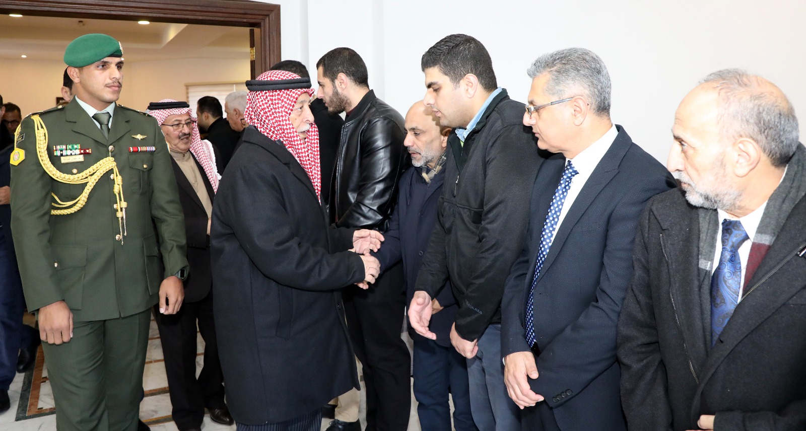 Madar Al-Saa Images 0.9608057410772739