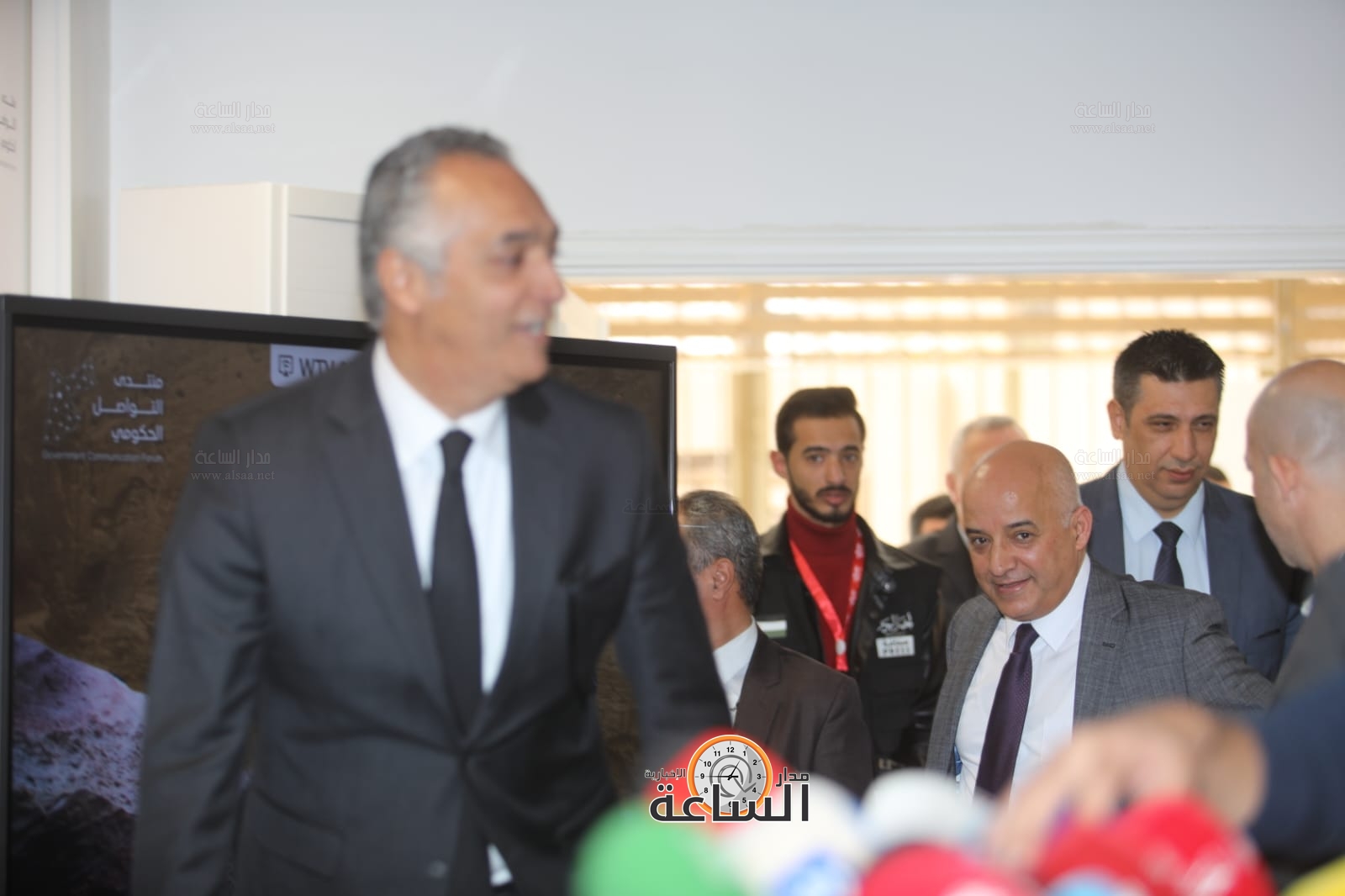 Madar Al-Saa Images 0.9358488220054433