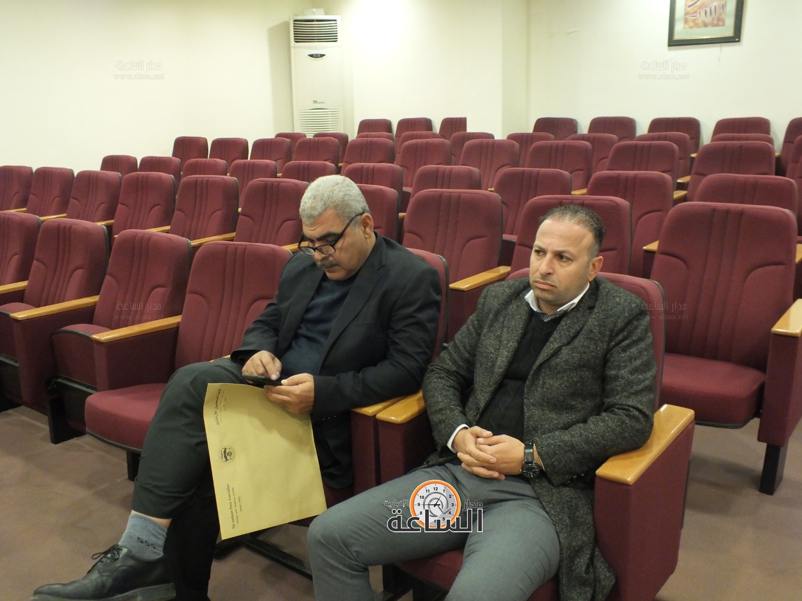 Madar Al-Saa Images 0.8249922710347541