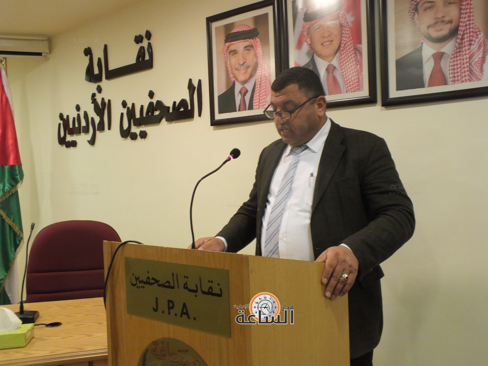 Madar Al-Saa Images 0.4866944209187052