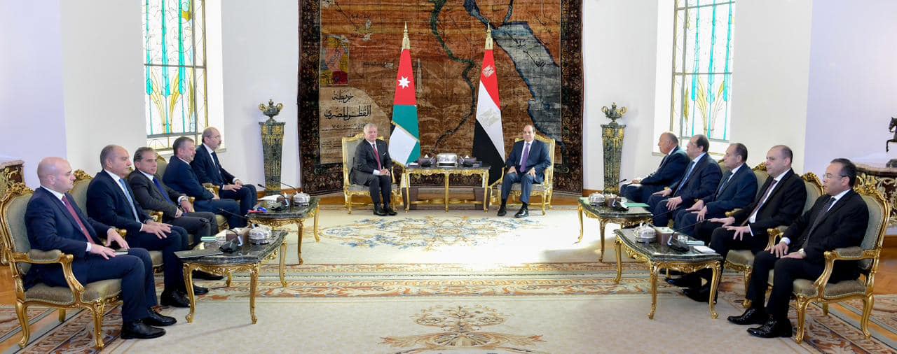 Madar Al-Saa Images 0.5606926387886633