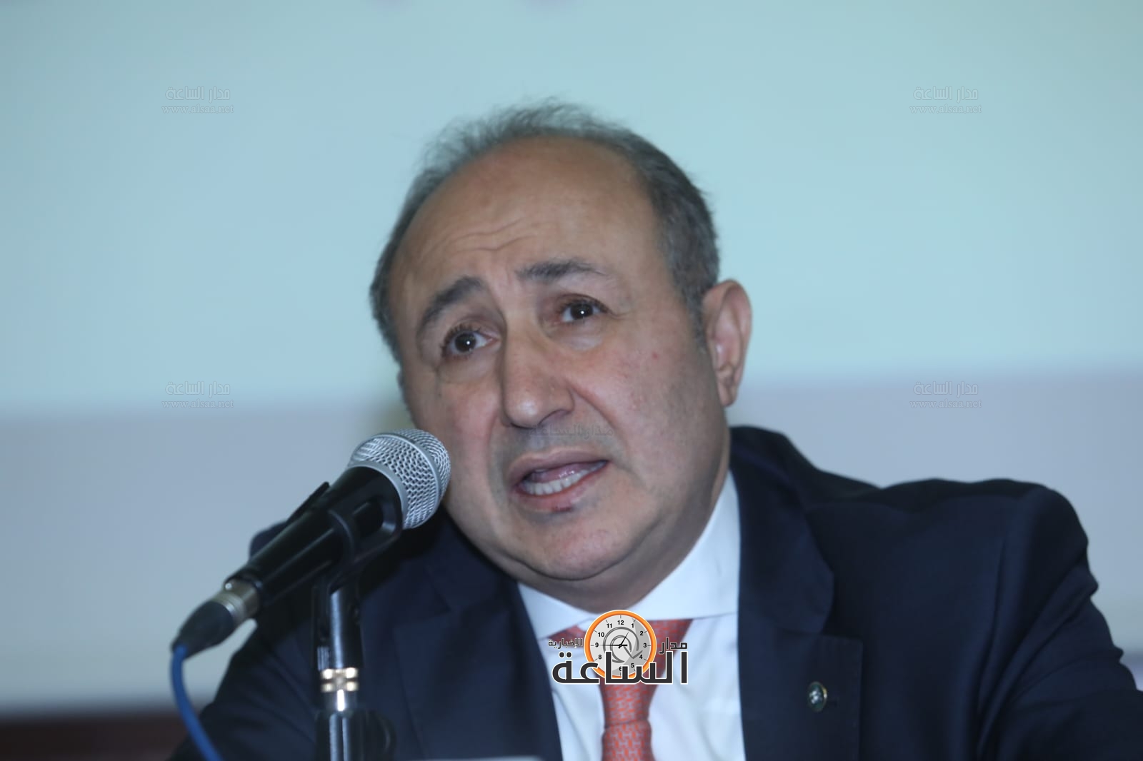 Madar Al-Saa Images 0.6608362221711916