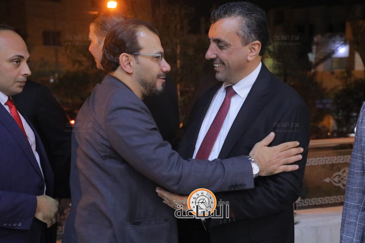 Madar Al-Saa Images 0.9672578049155165