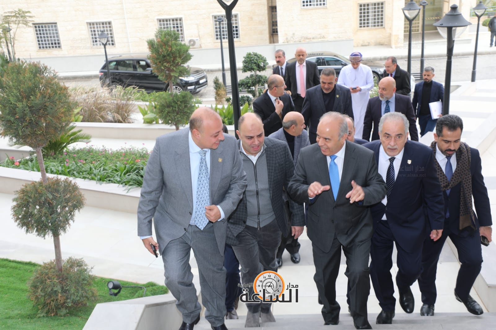 Madar Al-Saa Images 0.35230987329798724