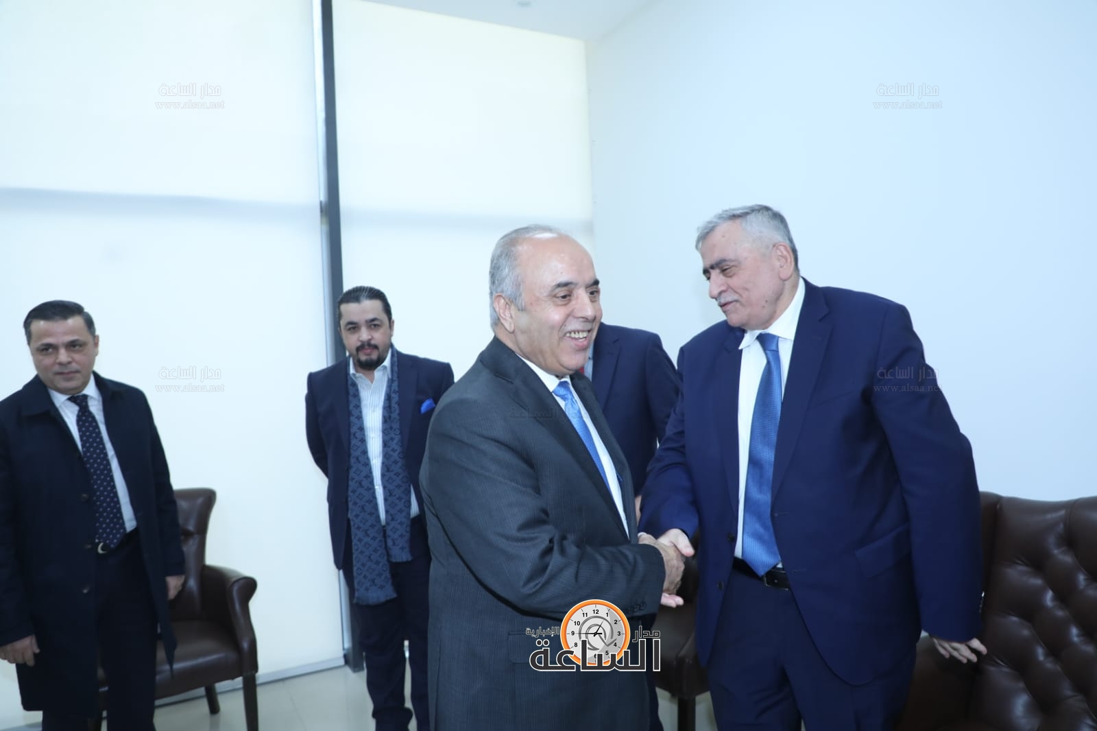 Madar Al-Saa Images 0.4307242222012244