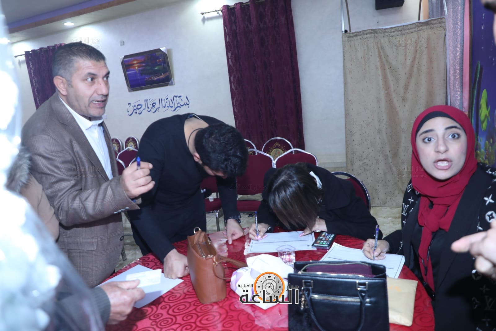 Madar Al-Saa Images 0.34909812278784047