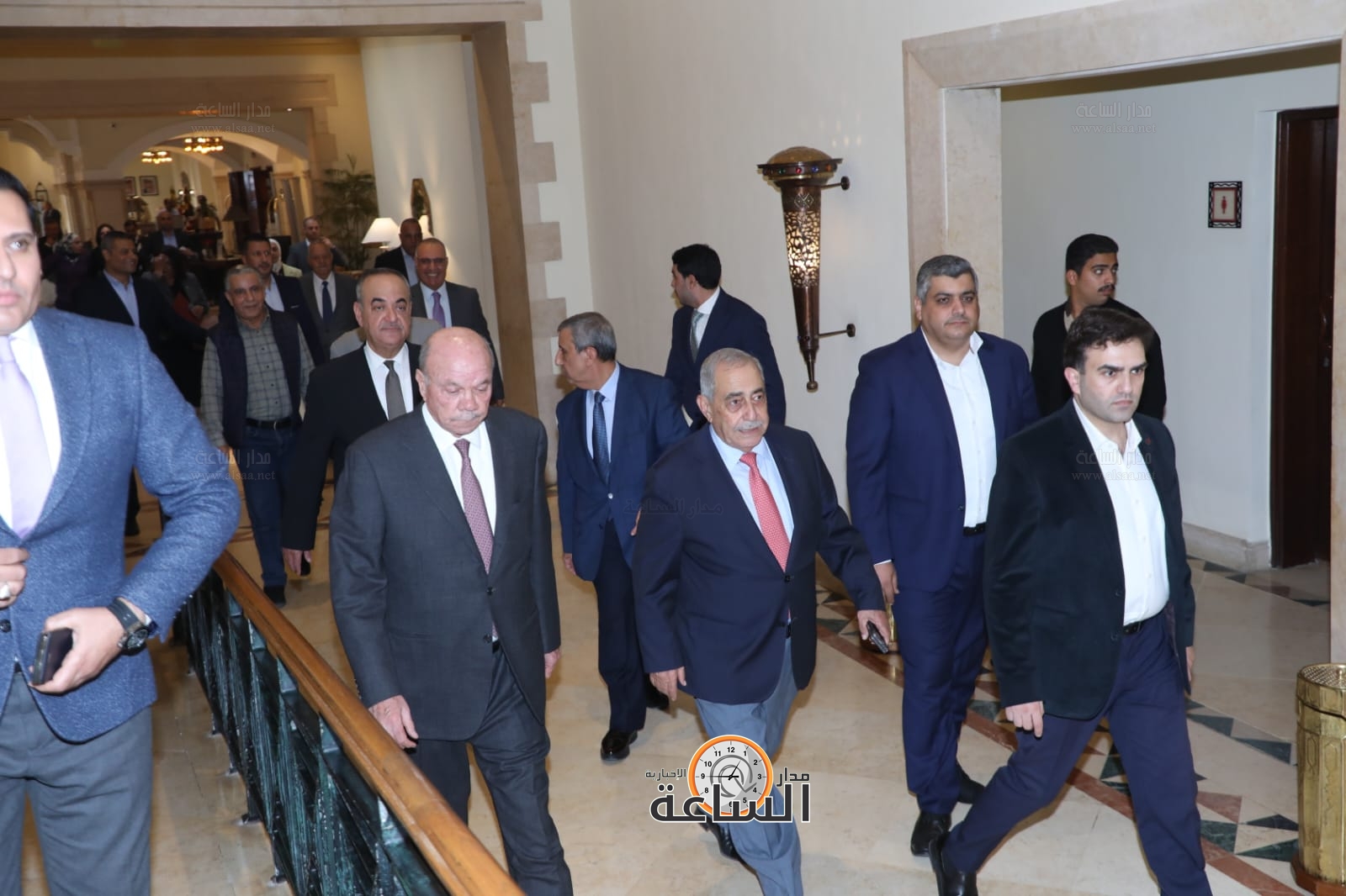 Madar Al-Saa Images 0.9520881383112818