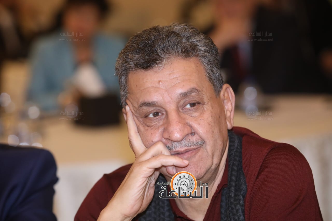 Madar Al-Saa Images 0.008697750655313197