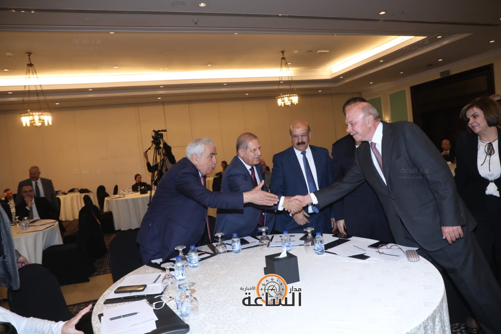 Madar Al-Saa Images 0.6529221814354735