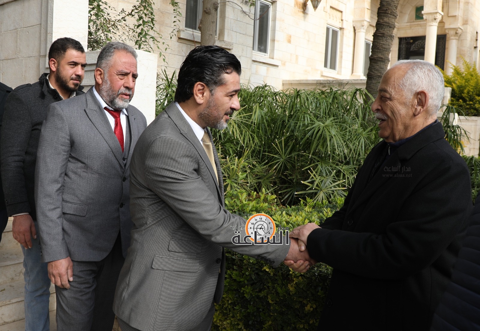 Madar Al-Saa Images 0.9740473038454038