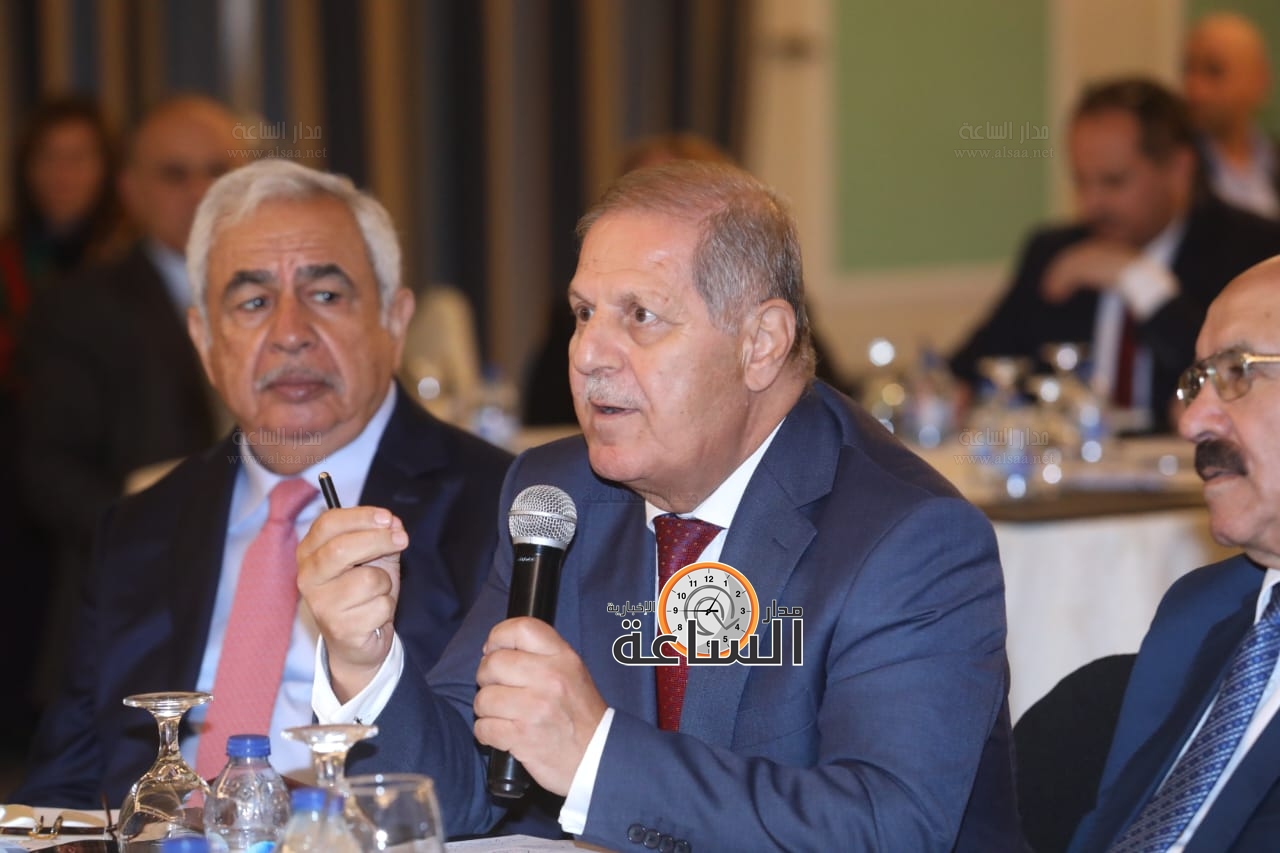 Madar Al-Saa Images 0.7293913325932073