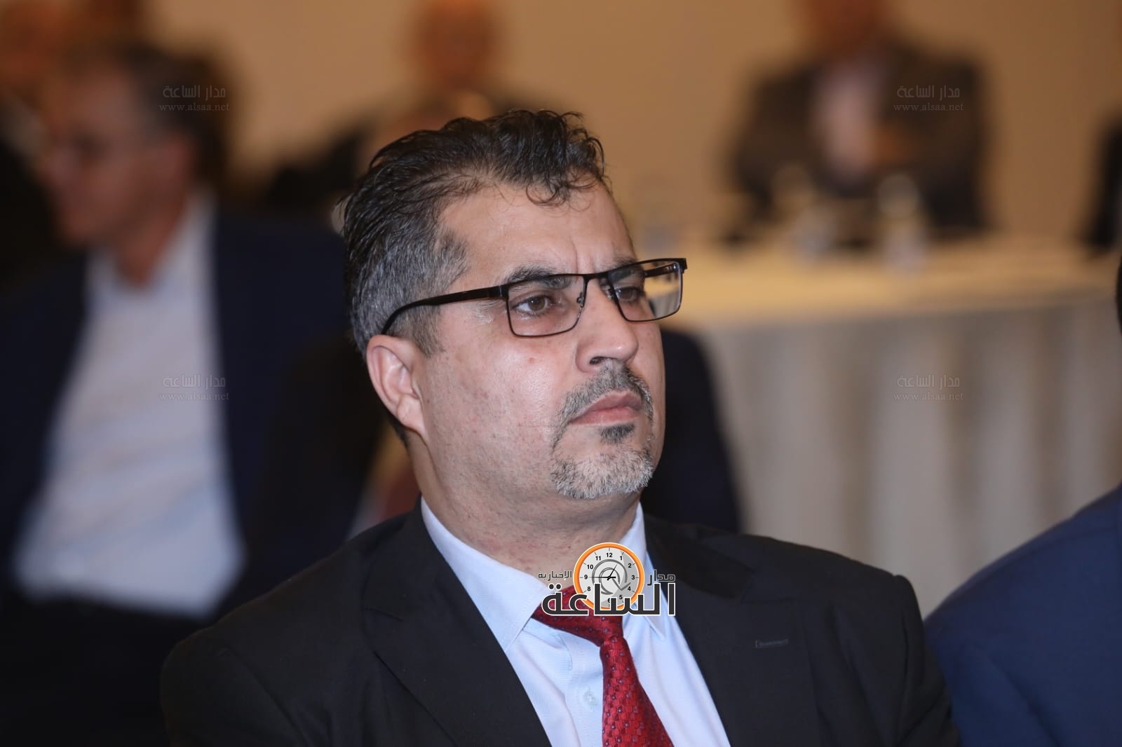 Madar Al-Saa Images 0.4947427624944112