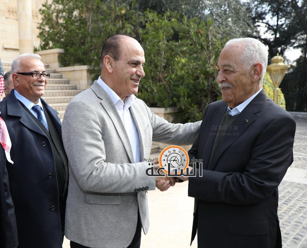 Madar Al-Saa Images 0.517040177469702