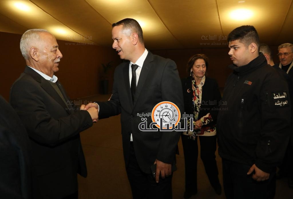 Madar Al-Saa Images 0.44025470281636414