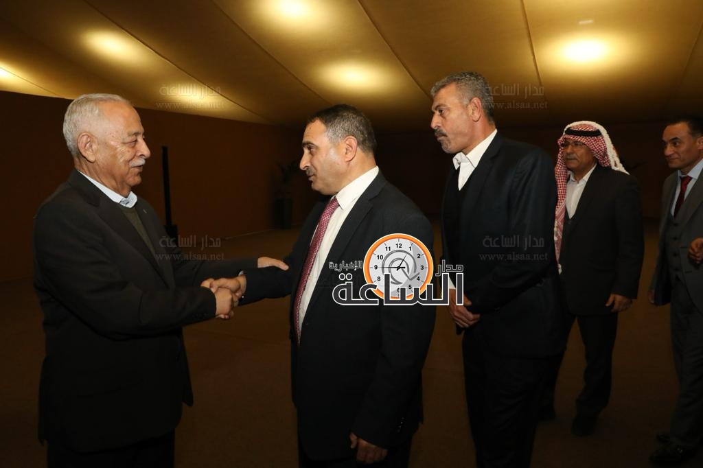 Madar Al-Saa Images 0.824833043490669