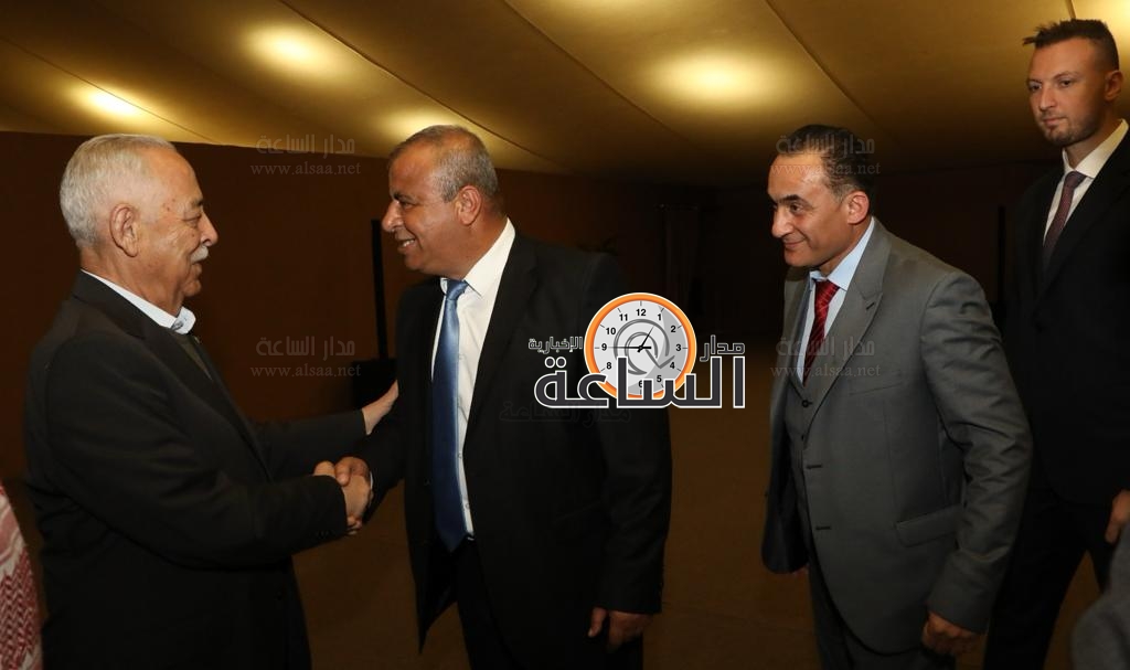 Madar Al-Saa Images 0.5866611355017979