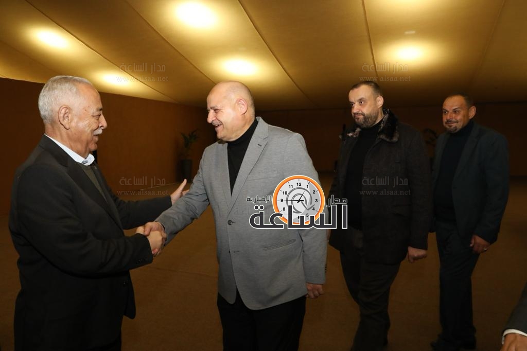 Madar Al-Saa Images 0.7690090276501833