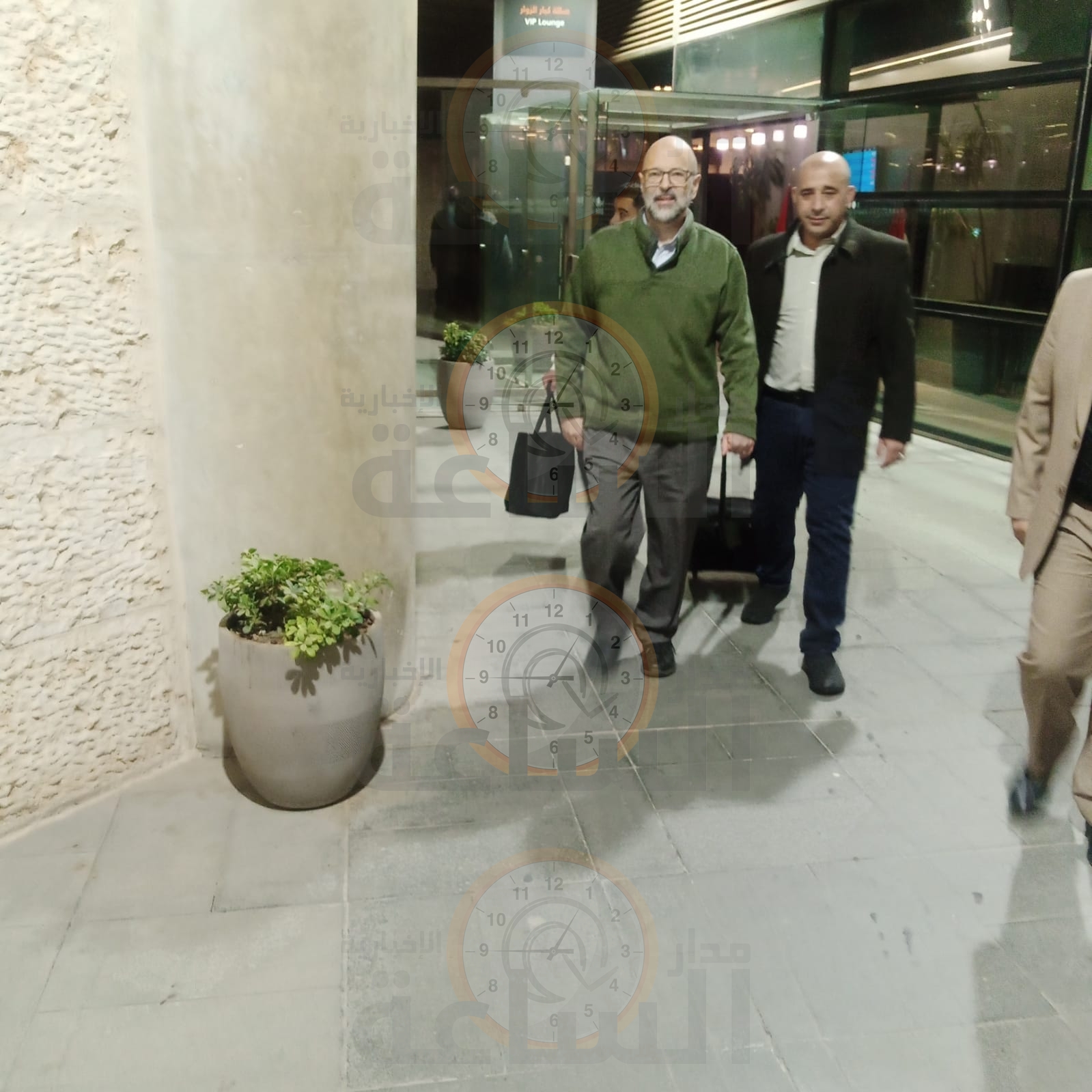 Madar Al-Saa Images 0.8326875738184731