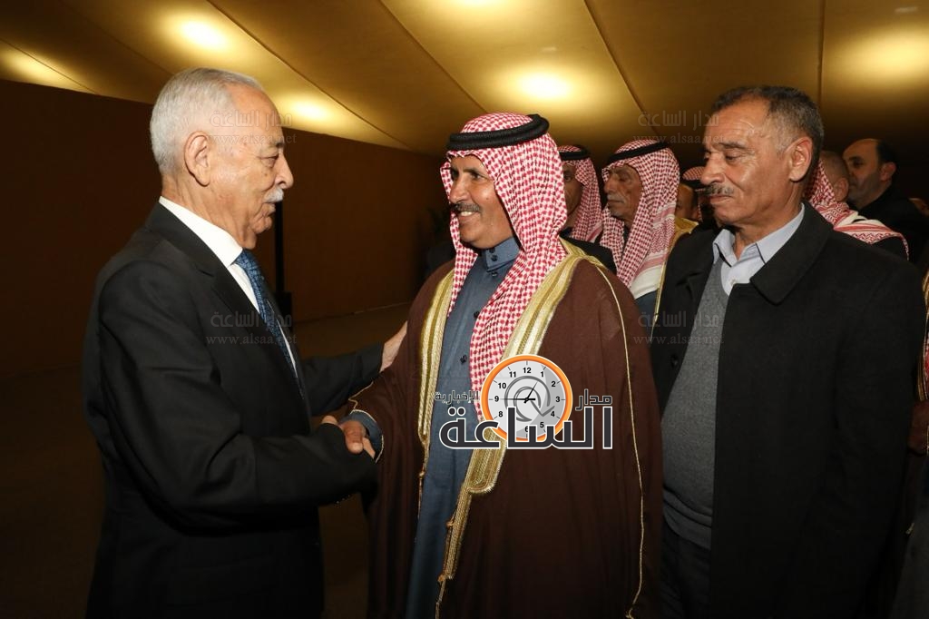 Madar Al-Saa Images 0.6466288384419581