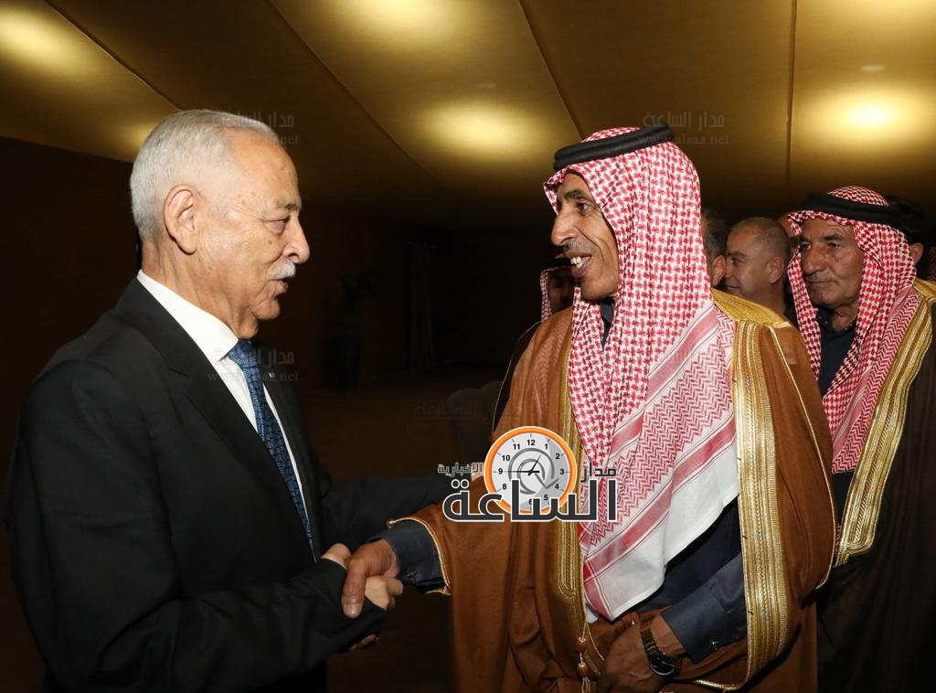 Madar Al-Saa Images 0.9173131139524344