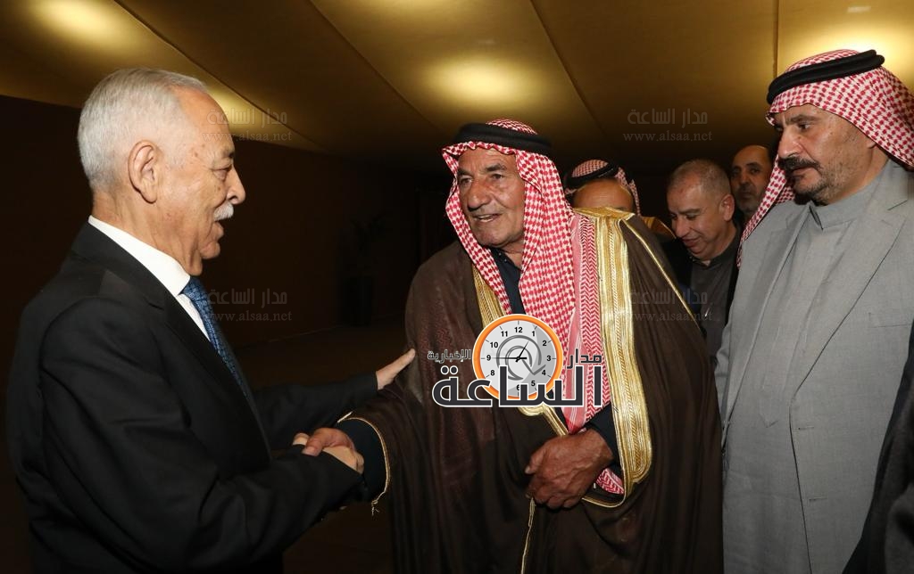 Madar Al-Saa Images 0.5885408907338601