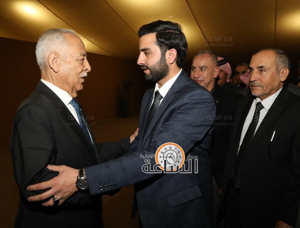 Madar Al-Saa Images 0.4321523207388491