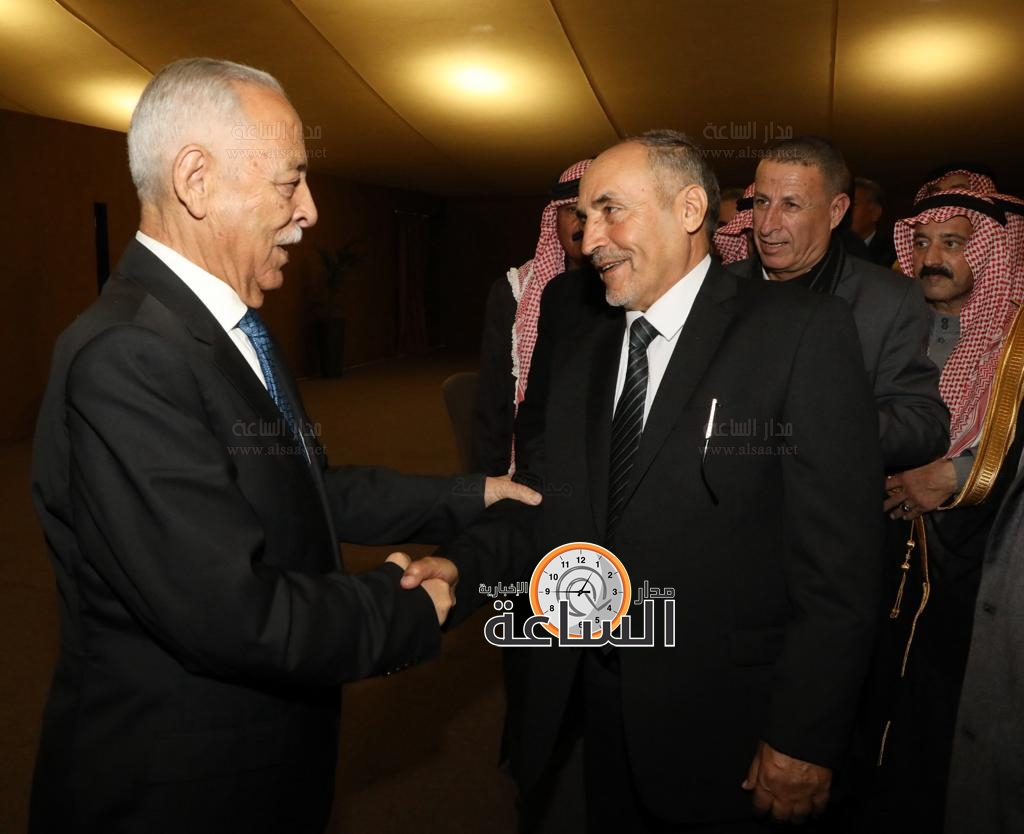 Madar Al-Saa Images 0.9598082245796005