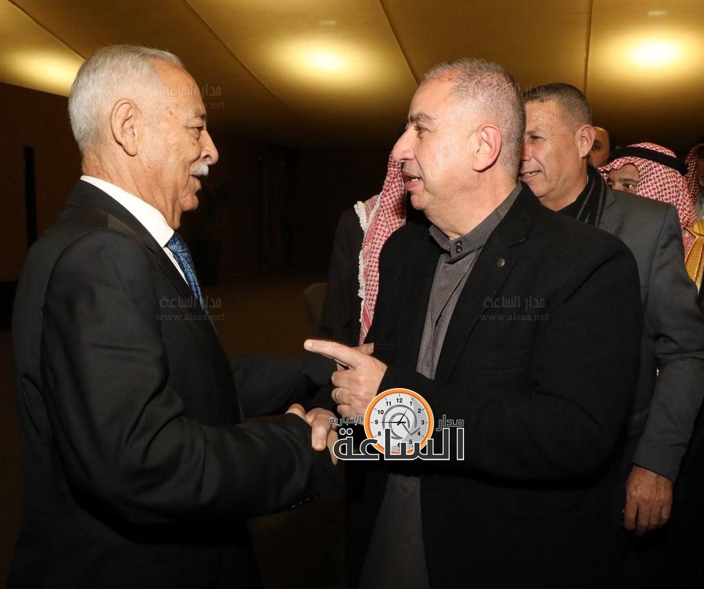 Madar Al-Saa Images 0.037266530106107254