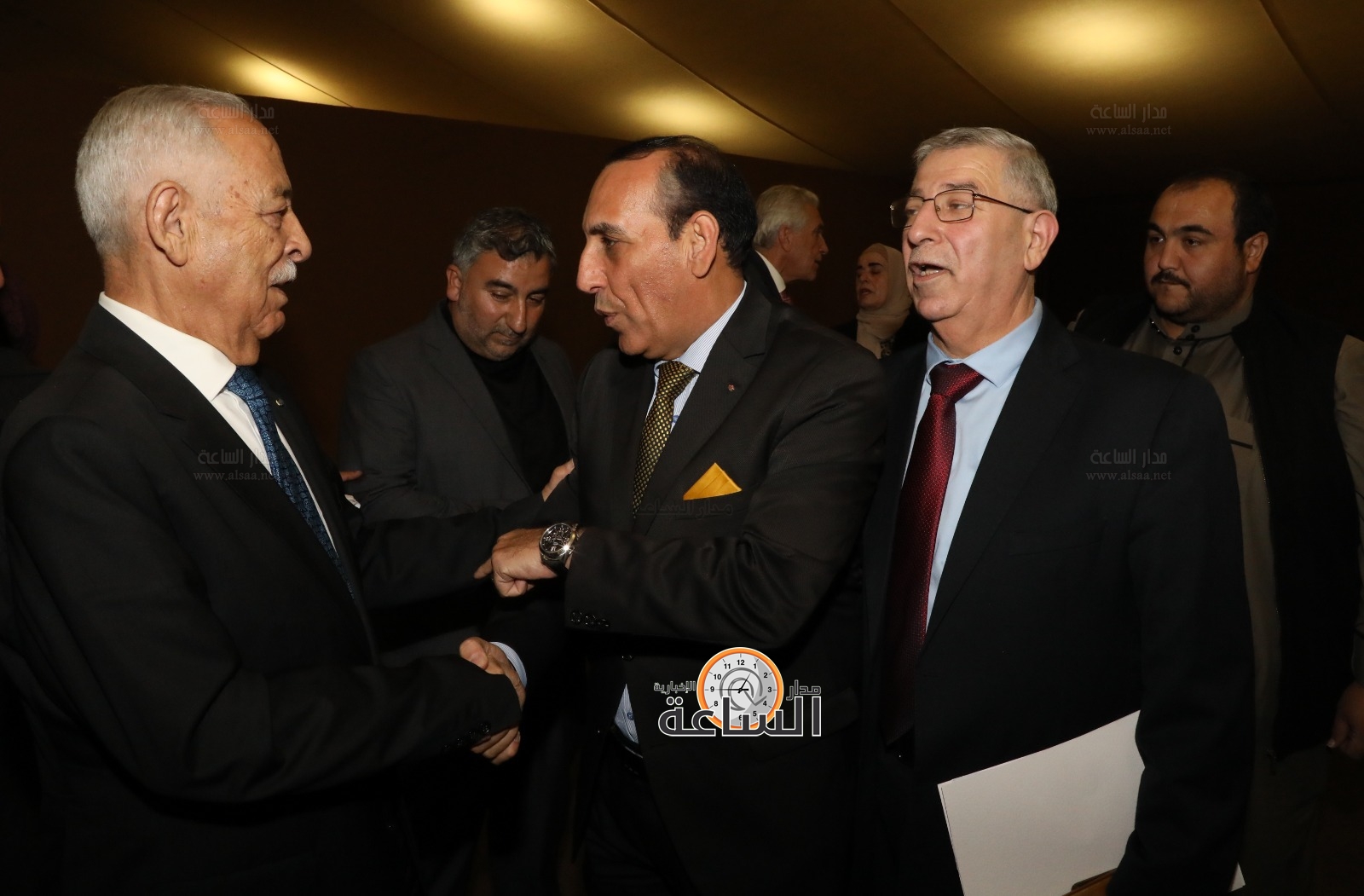 Madar Al-Saa Images 0.4529768856986456