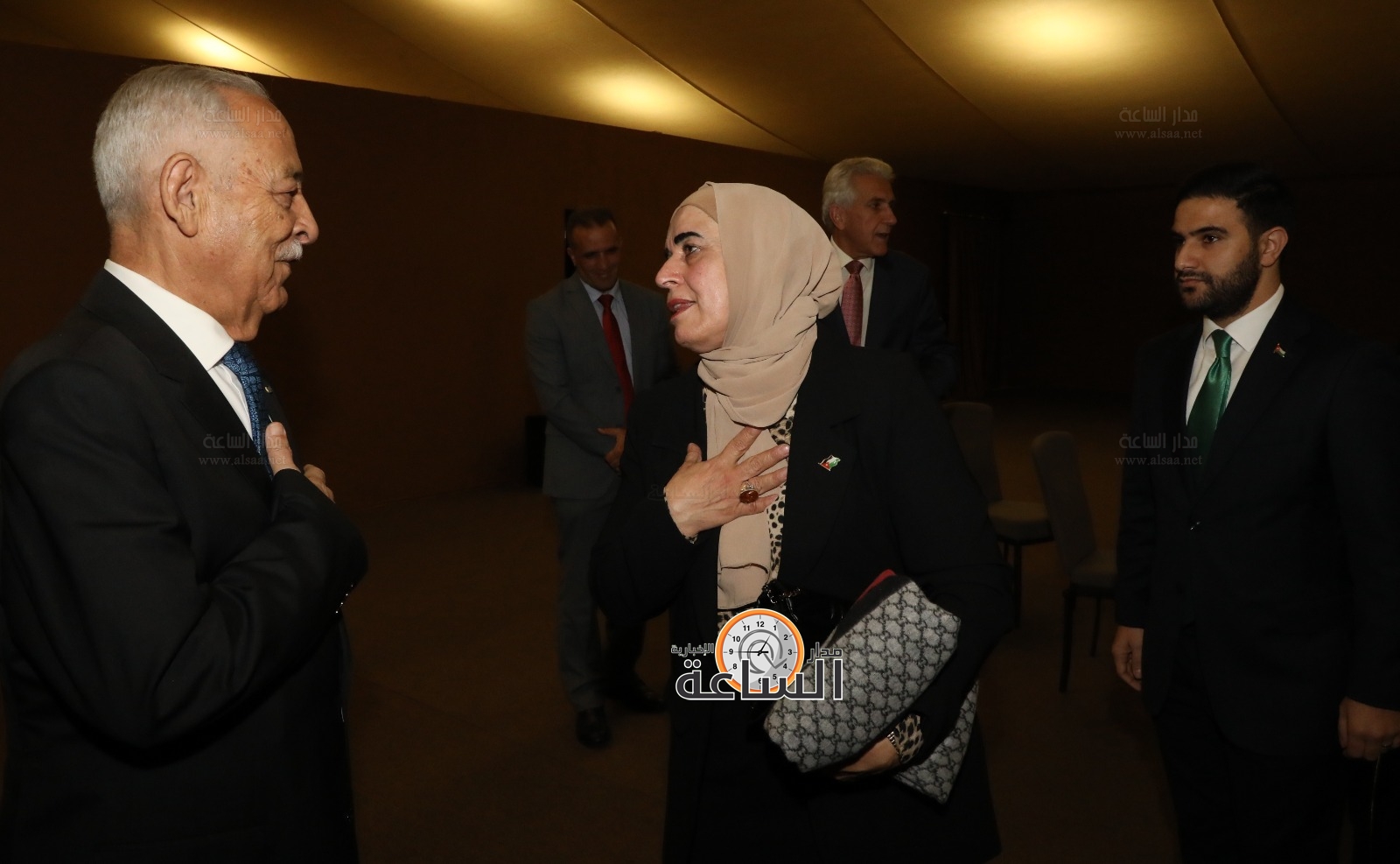 Madar Al-Saa Images 0.3266141894402512