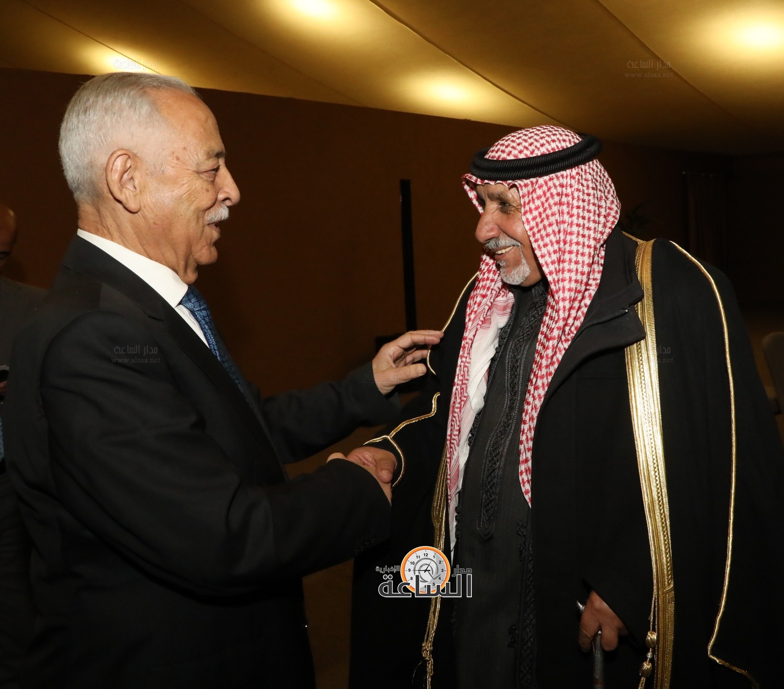 Madar Al-Saa Images 0.3804504240579918