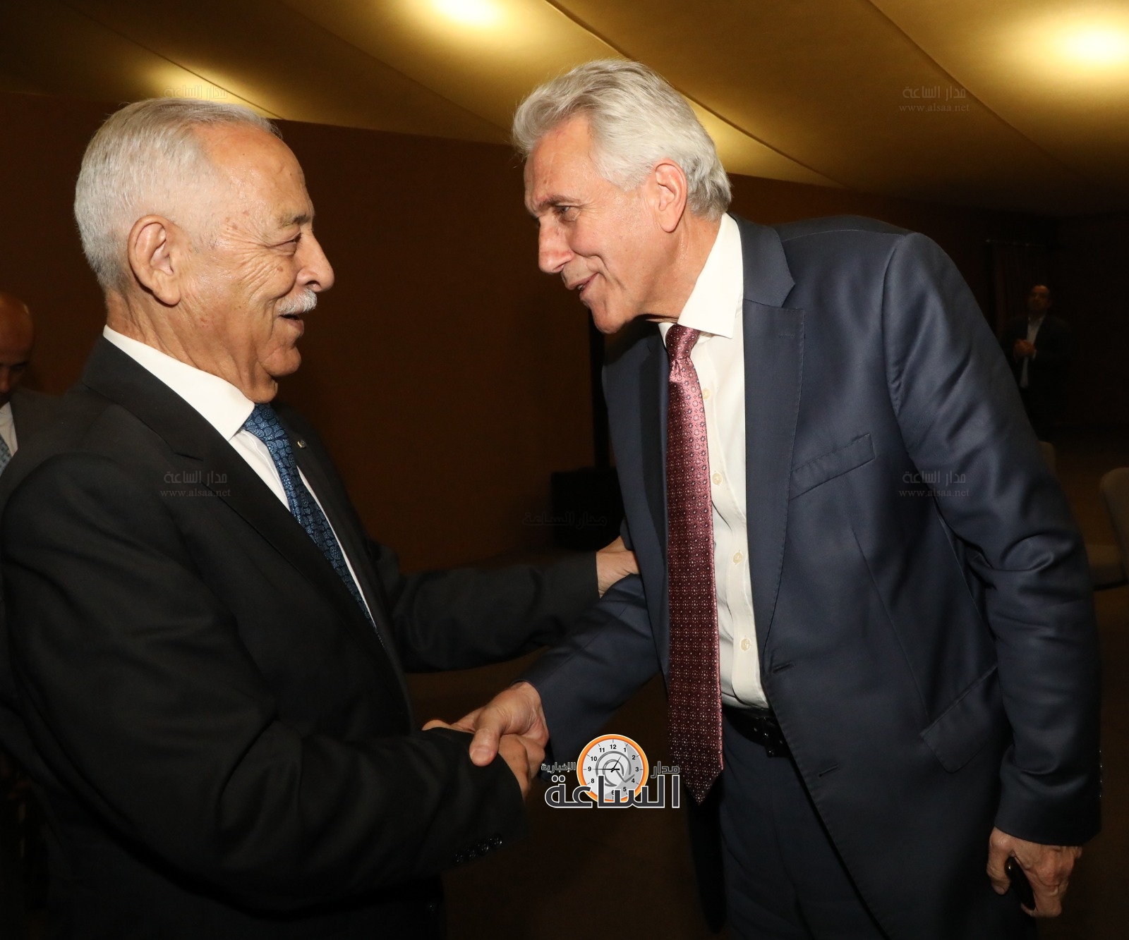 Madar Al-Saa Images 0.9844518842153562