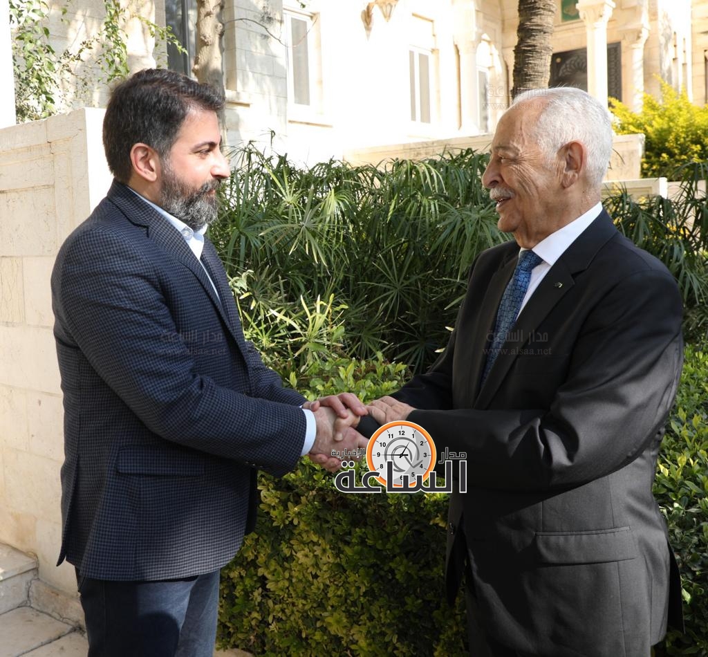 Madar Al-Saa Images 0.16344071102895885